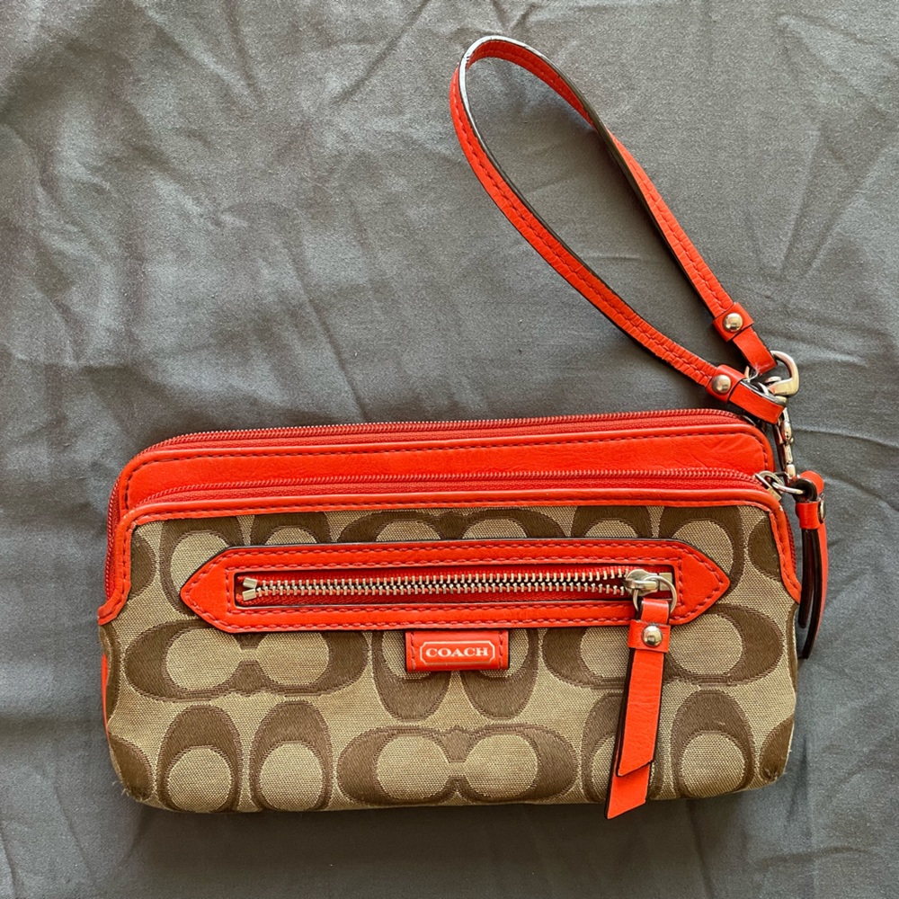 COACH Clutch / Wristlet